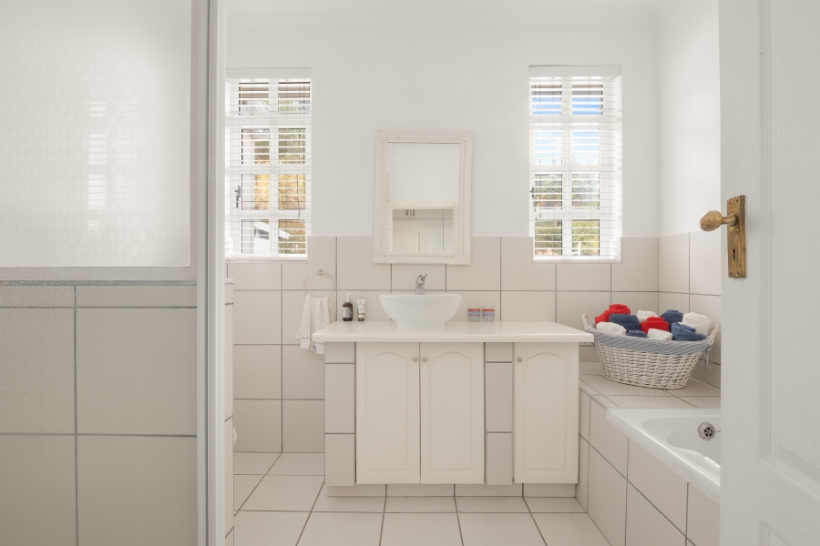 3 Bedroom Property for Sale in Rexford Western Cape